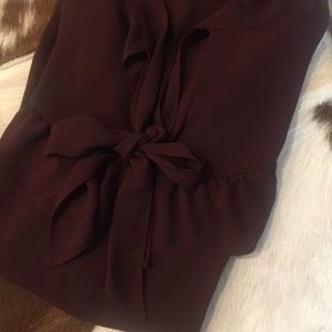 Adorable burgundy top
